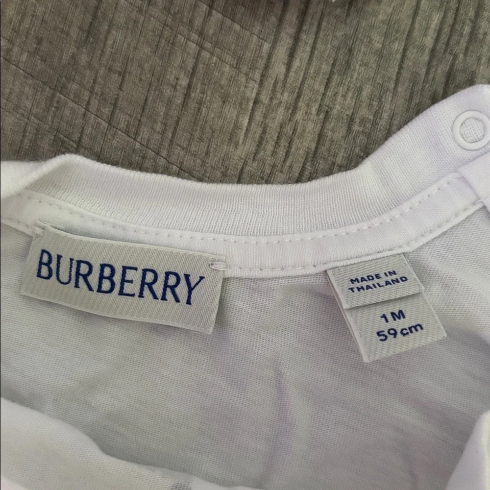 Burberry Burberry Baby Casey Bear Romper and Bib Set